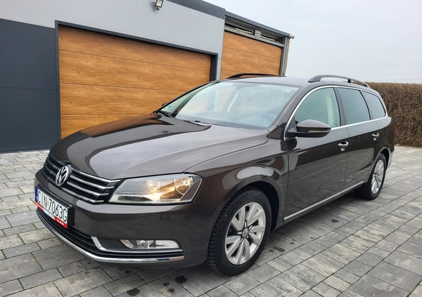 Volkswagen Passat cena 36900 przebieg: 141000, rok produkcji 2013 z Inowrocław małe 211
